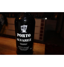 C. da Silva Porto Alvarez...